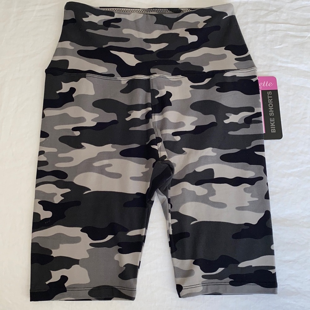 Camo biker shorts
